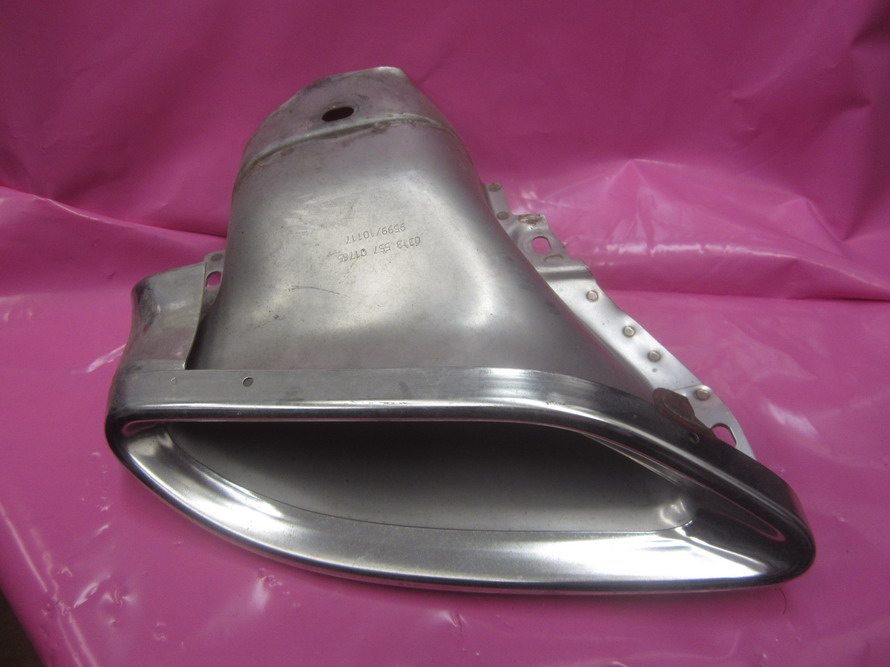 Mercedes Benz - Exhaust MUFFLER TIP RIGHT - 2124902827: Used